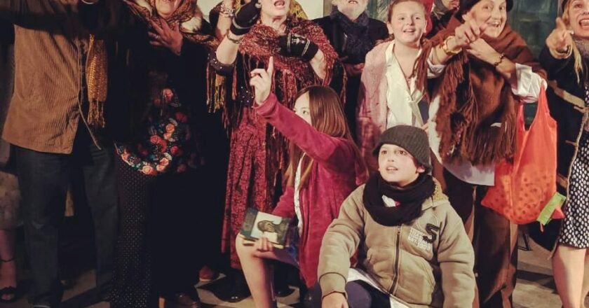 “El teatro comunitario invade los espacios”