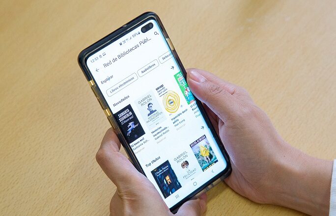 Una biblioteca en el celular