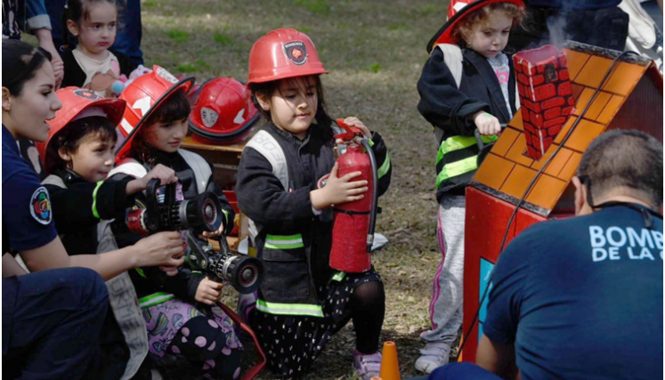 RCP y “Bomberos por un día”