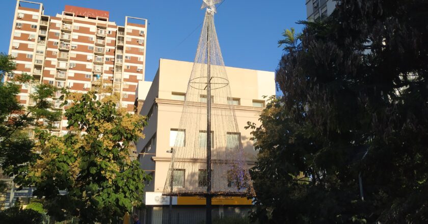 Llegó la navidad a las plazas porteñas