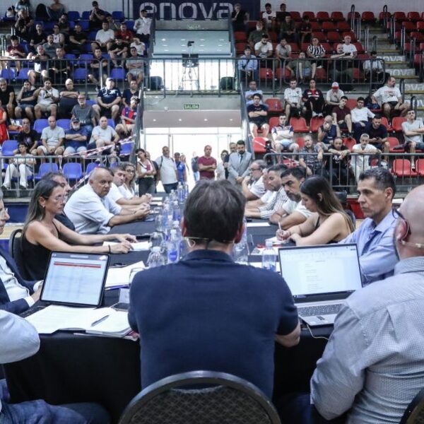 Comisión Directiva abierta y cuentas claras