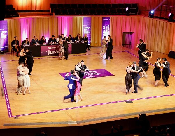 Buenos Aires baila rumbo al Mundial